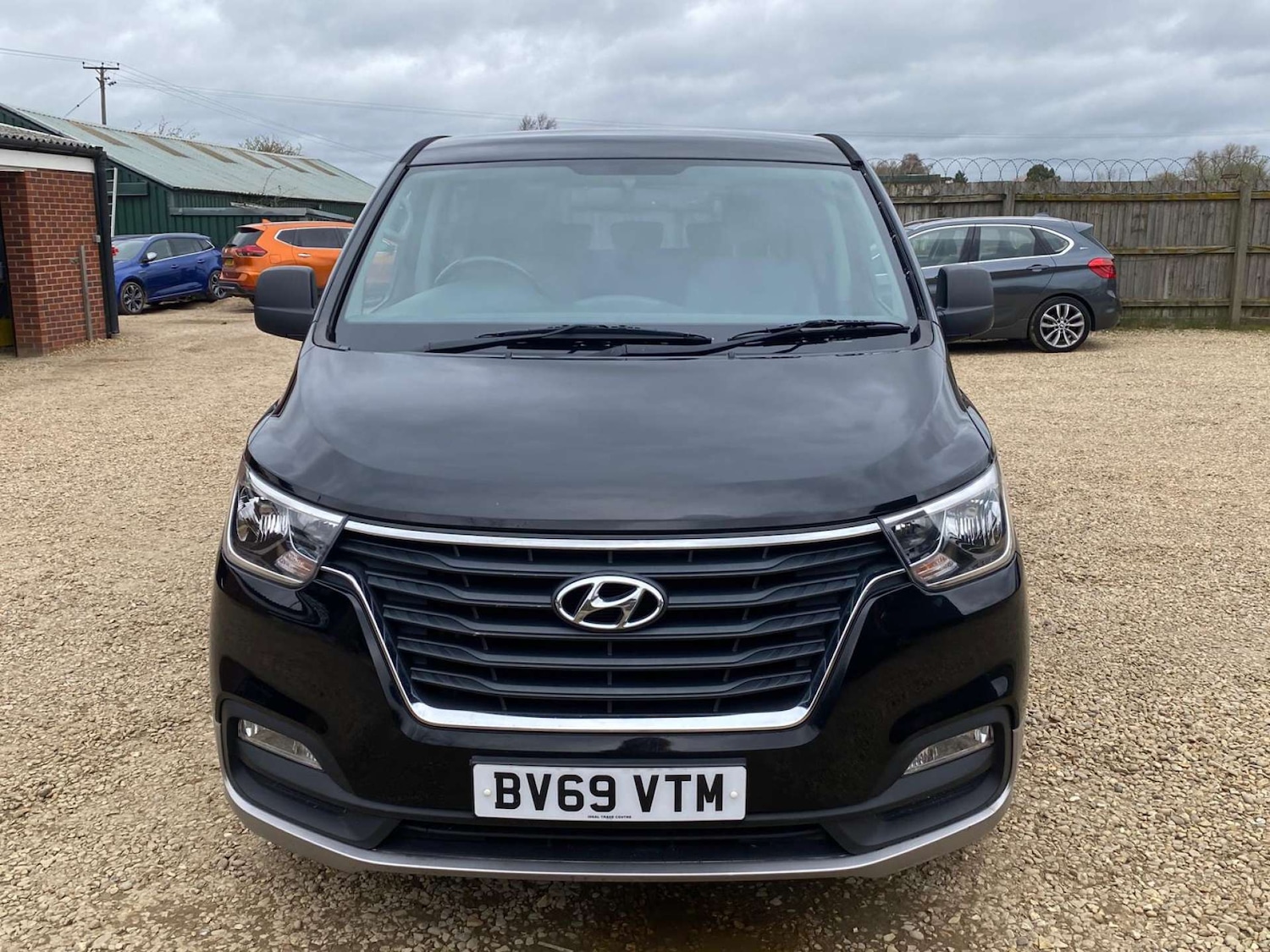 Used Hyundai i800 2019 for sale - 77655652: Photo 2