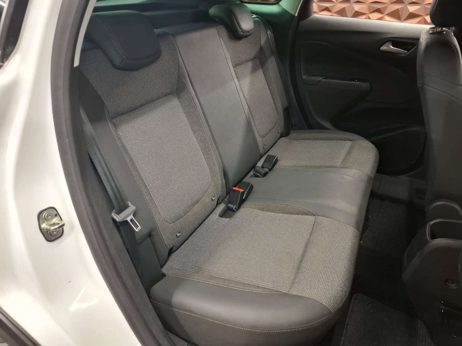 Used Vauxhall Crossland 2021 for sale - 76921473: Photo 10