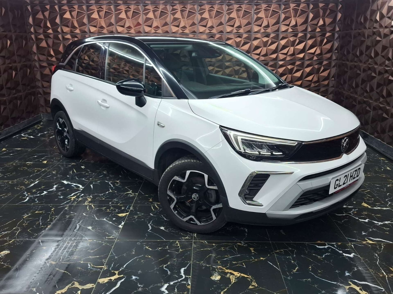 Used Vauxhall Crossland 2021 for sale - 76921473: Photo 2