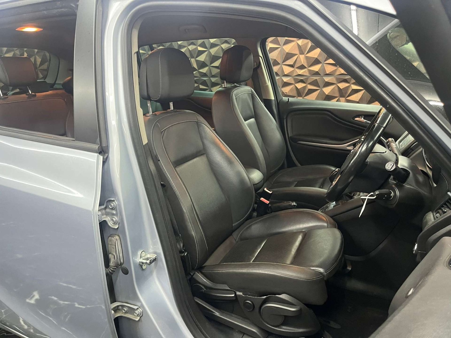 Used Vauxhall Zafira 2018 for sale - 77151233: Photo 6