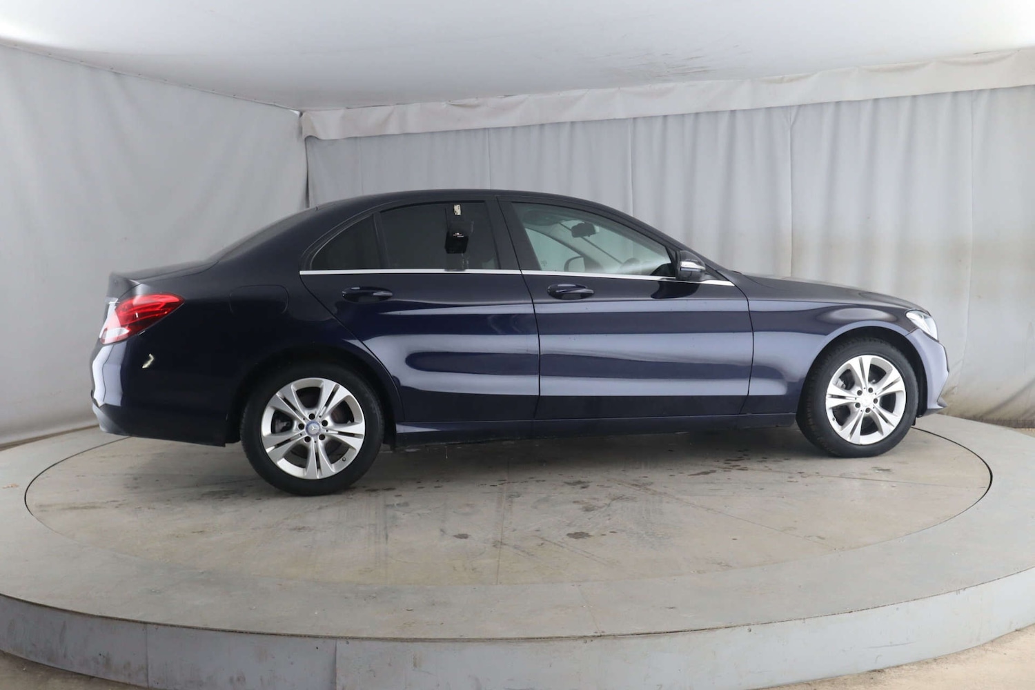 Used Mercedes-Benz C Class 2015 for sale - 77575839: Photo 8