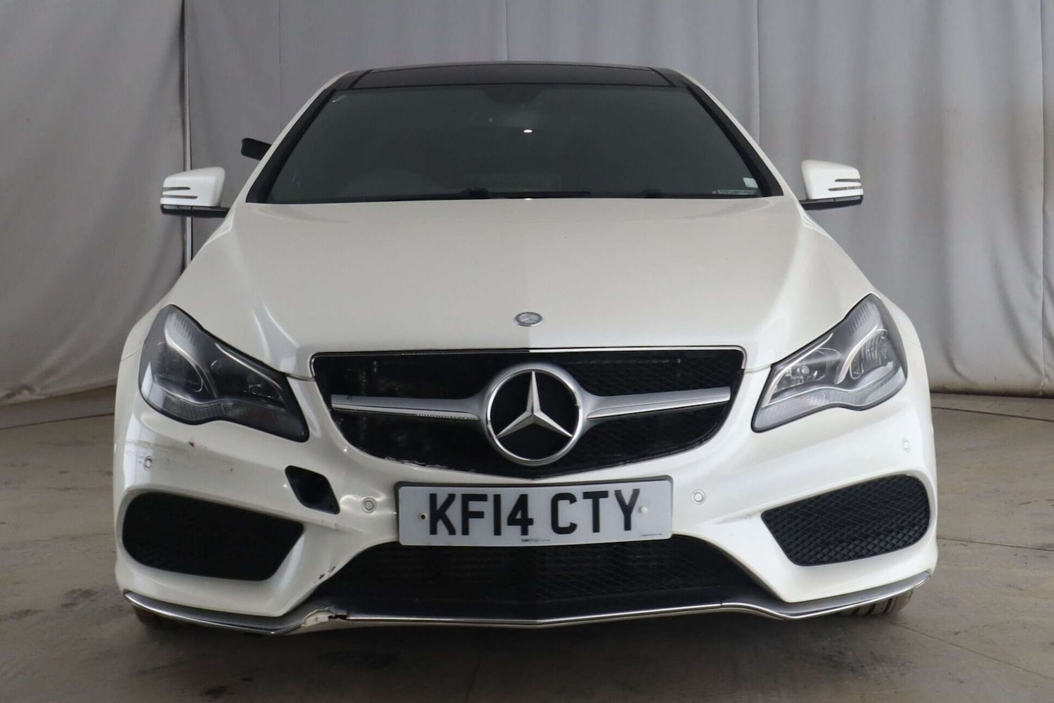 Used Mercedes-Benz E Class 2014 for sale - 77721670: Photo 2