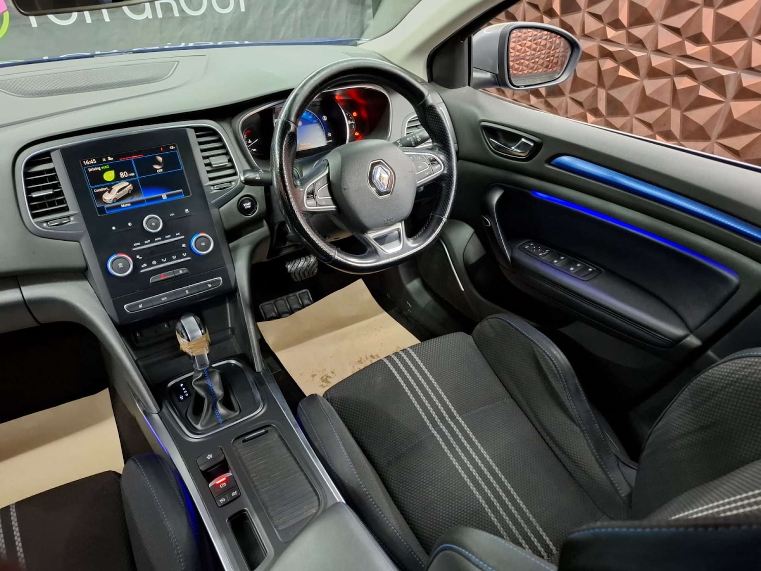 Used Renault Megane 2017 for sale - 77151158: Photo 18