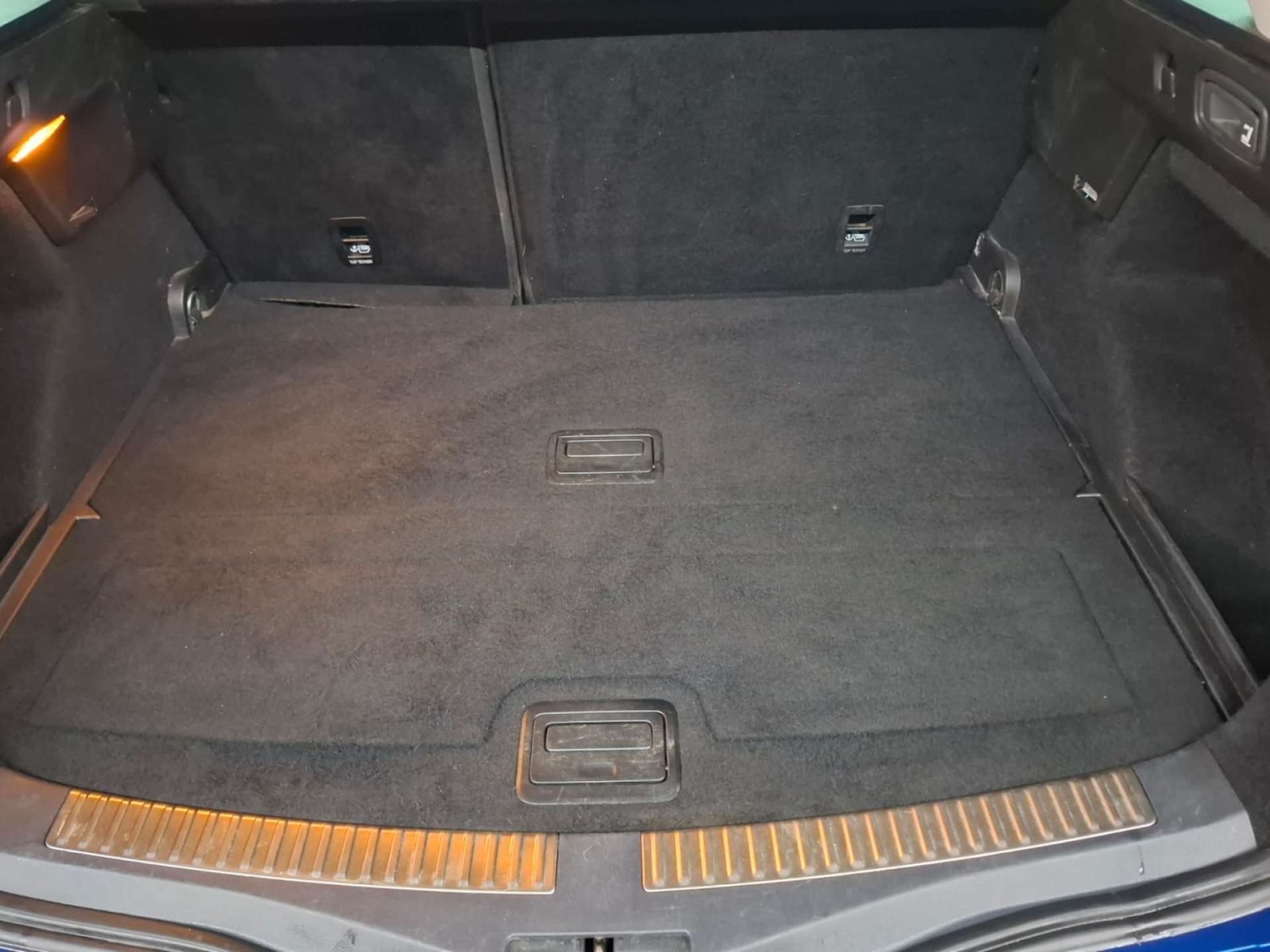 Used Renault Megane 2017 for sale - 77151158: Photo 33