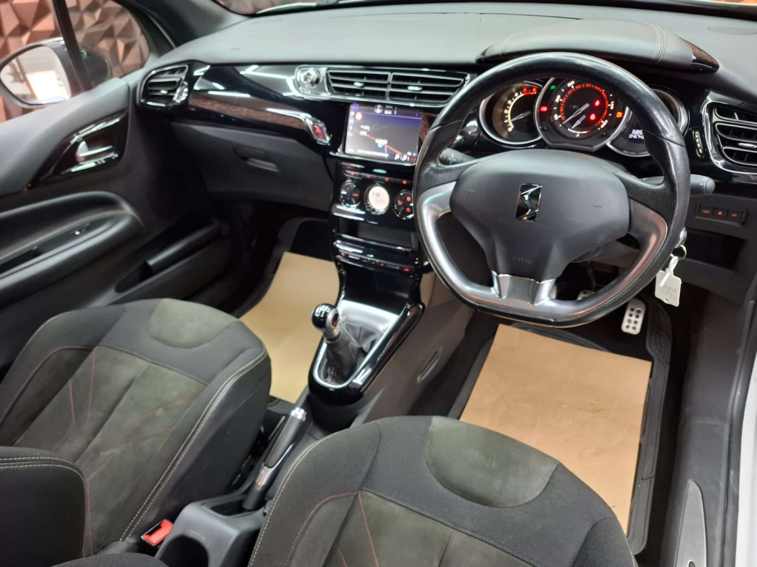 Used DS Automobiles DS 3 2017 for sale - 77151224: Photo 27