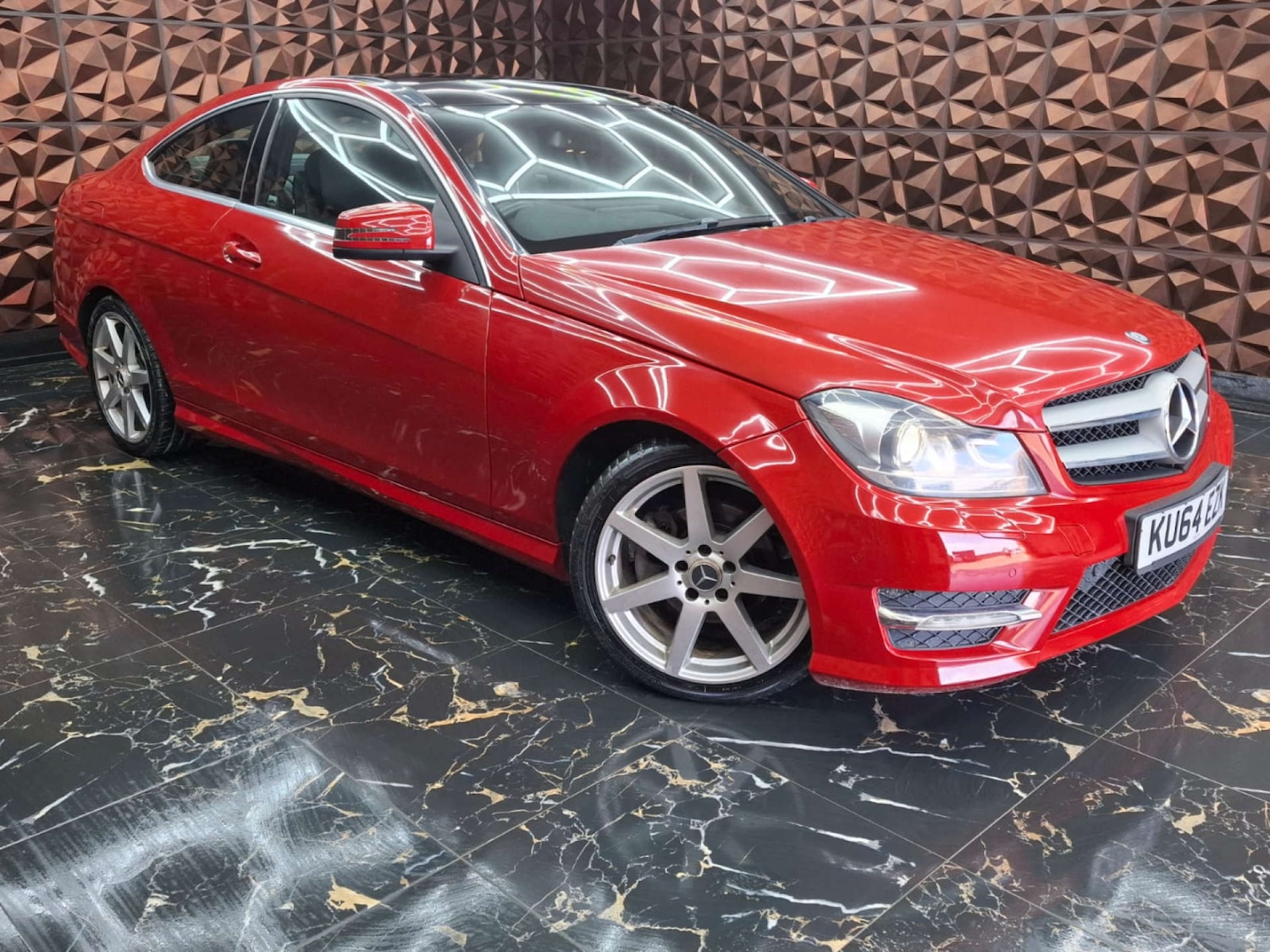 Used Mercedes-Benz C Class 2014 for sale - 76921467: Photo 3