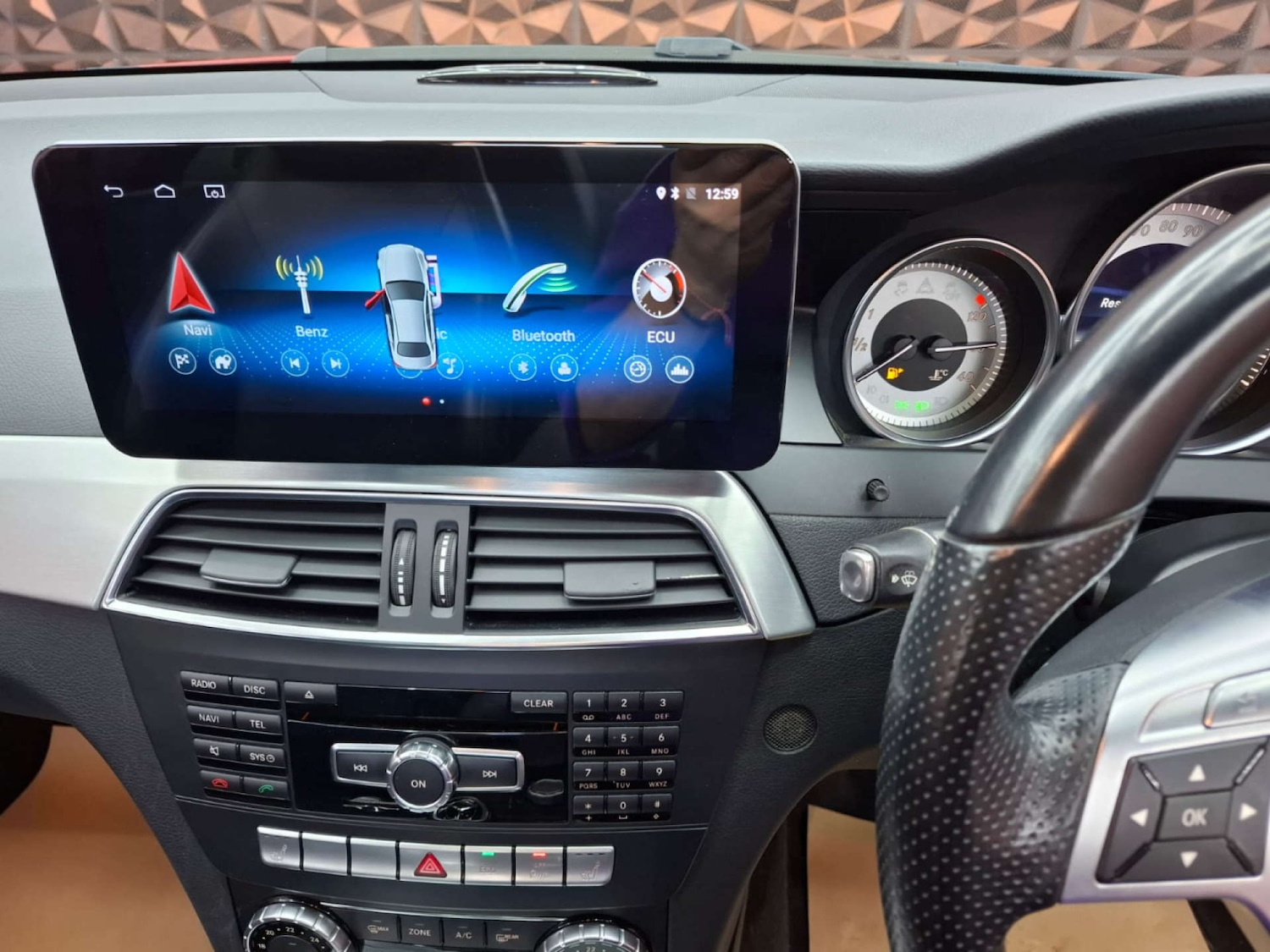 Used Mercedes-Benz C Class 2014 for sale - 76921467: Photo 35