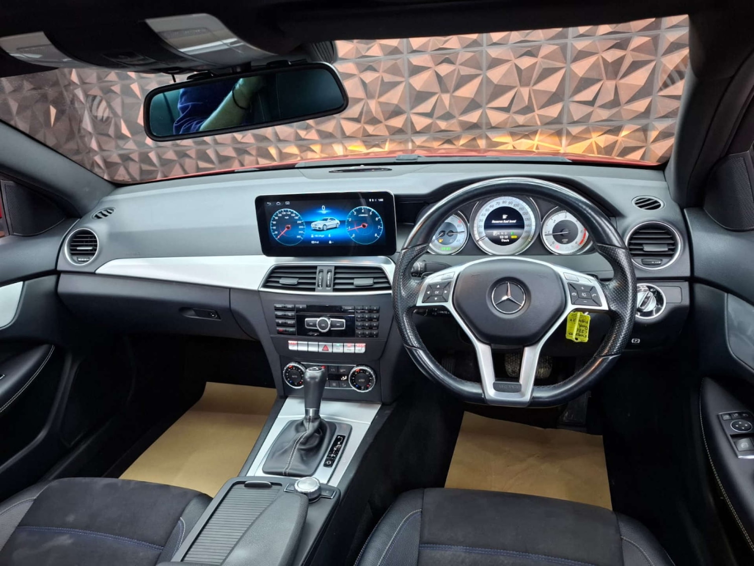 Used Mercedes-Benz C Class 2014 for sale - 76921467: Photo 37