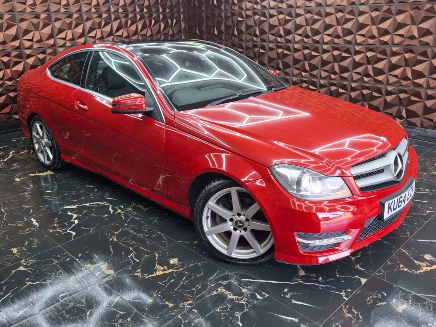 Used Mercedes-Benz C Class 2014 for sale - 76921467: Photo 5