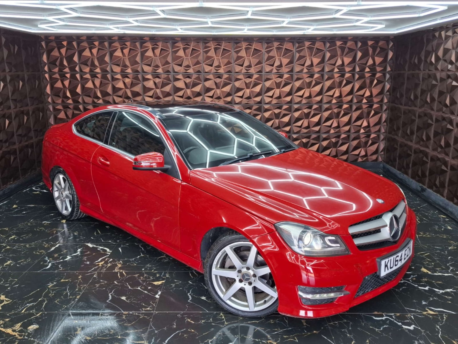 Used Mercedes-Benz C Class 2014 for sale - 76921467: Photo 59