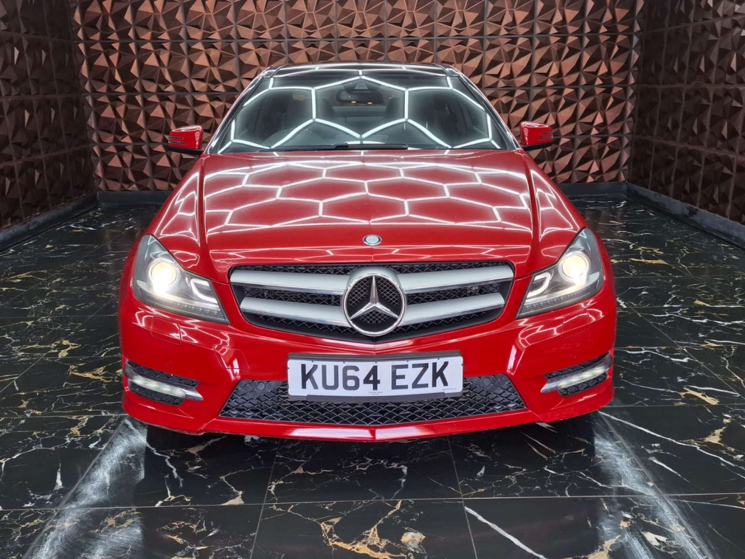 Used Mercedes-Benz C Class 2014 for sale - 76921467: Photo 6