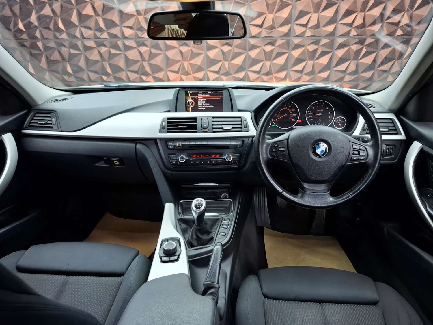 Used BMW 3 Series 2012 for sale - 76921357: Photo 21