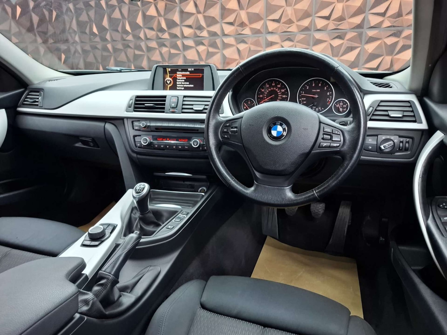 Used BMW 3 Series 2012 for sale - 76921357: Photo 22