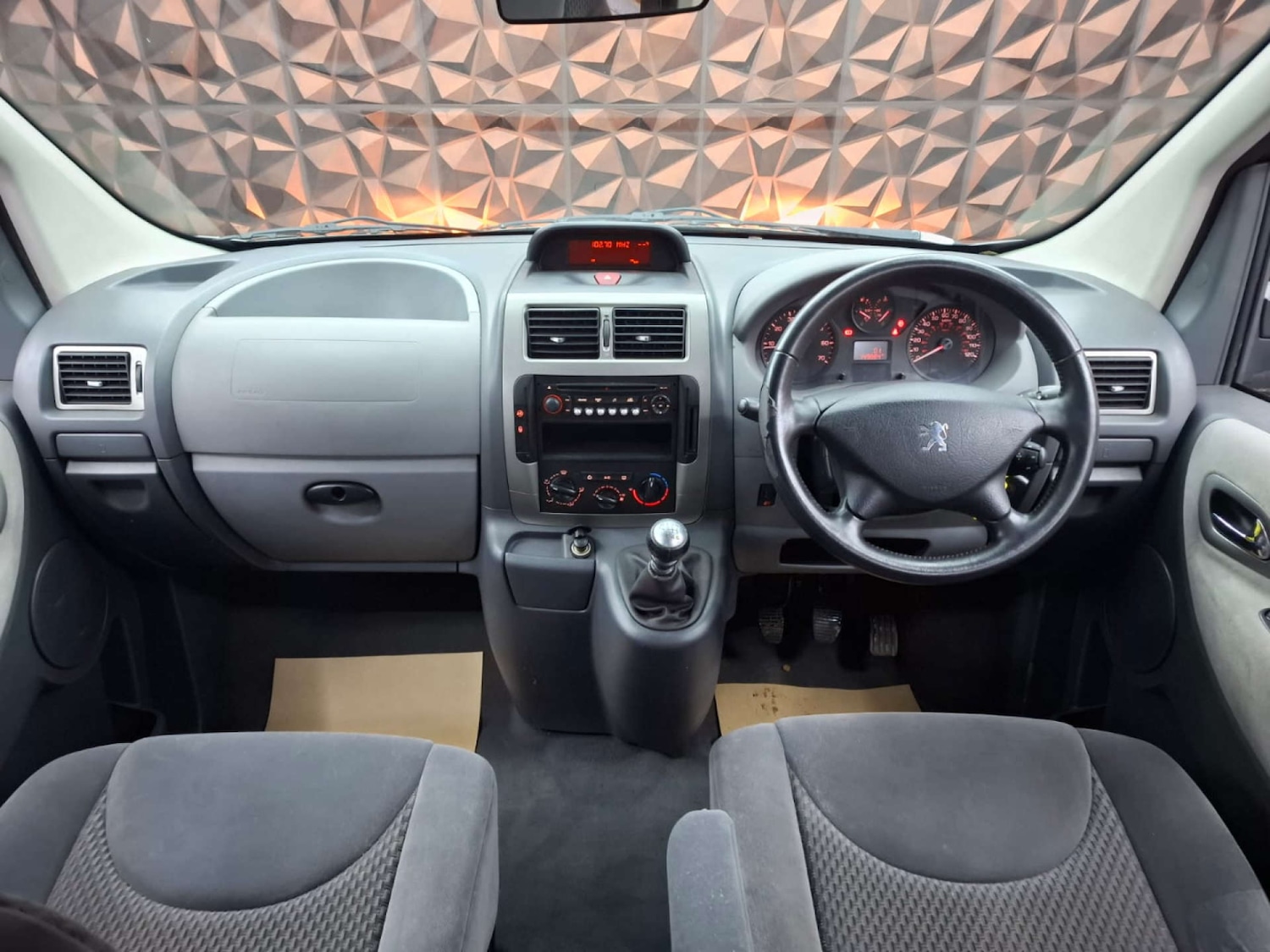 Used Peugeot Expert Tepee 2008 for sale - 77151265: Photo 47