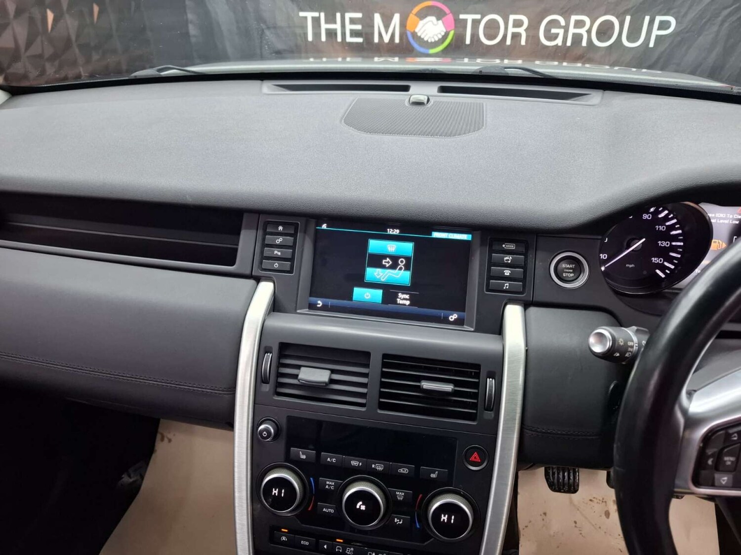 Used Land Rover Discovery Sport 2016 for sale - 76921361: Photo 23