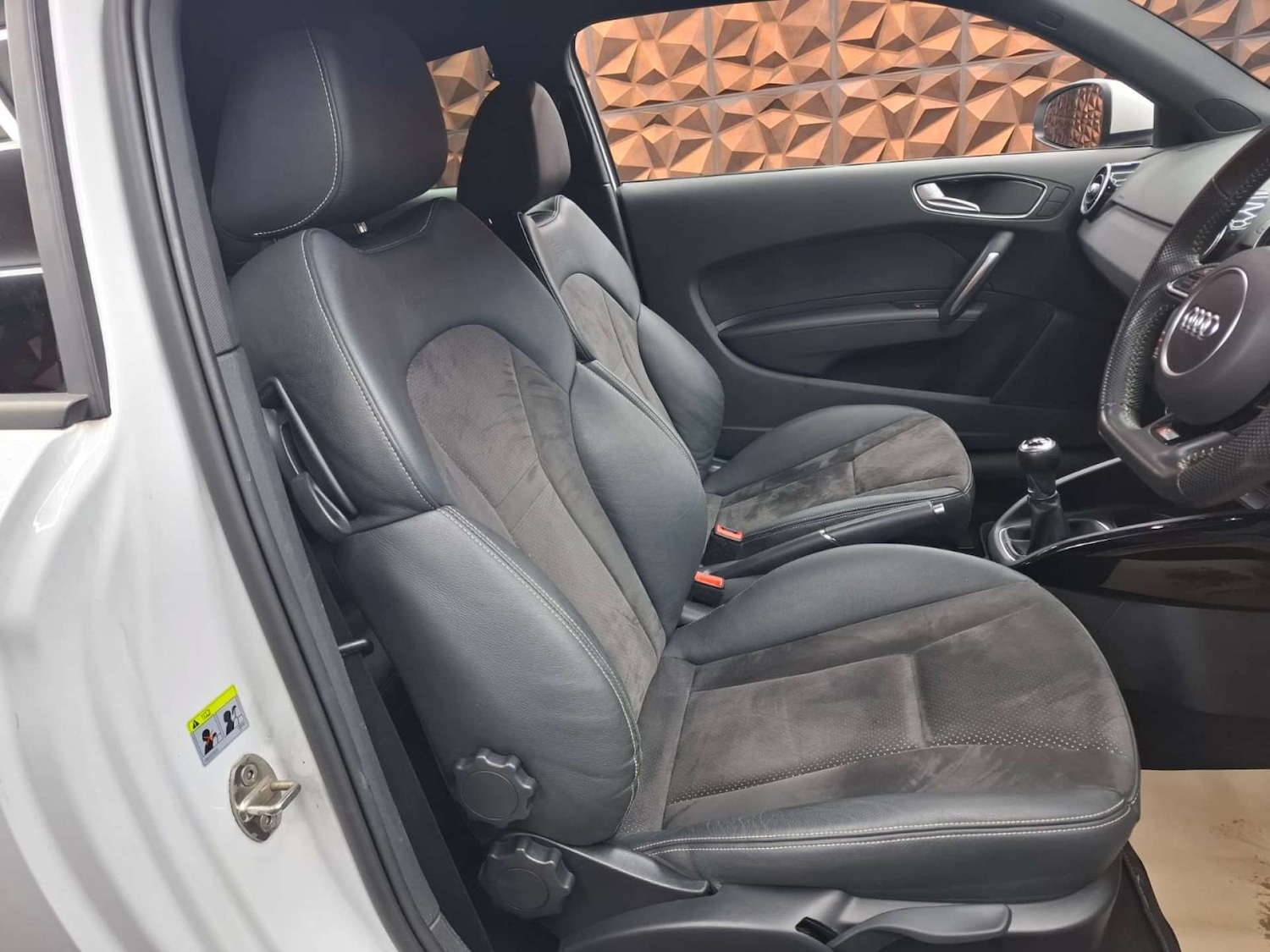 Used Audi A1 2017 for sale - 77575829: Photo 8