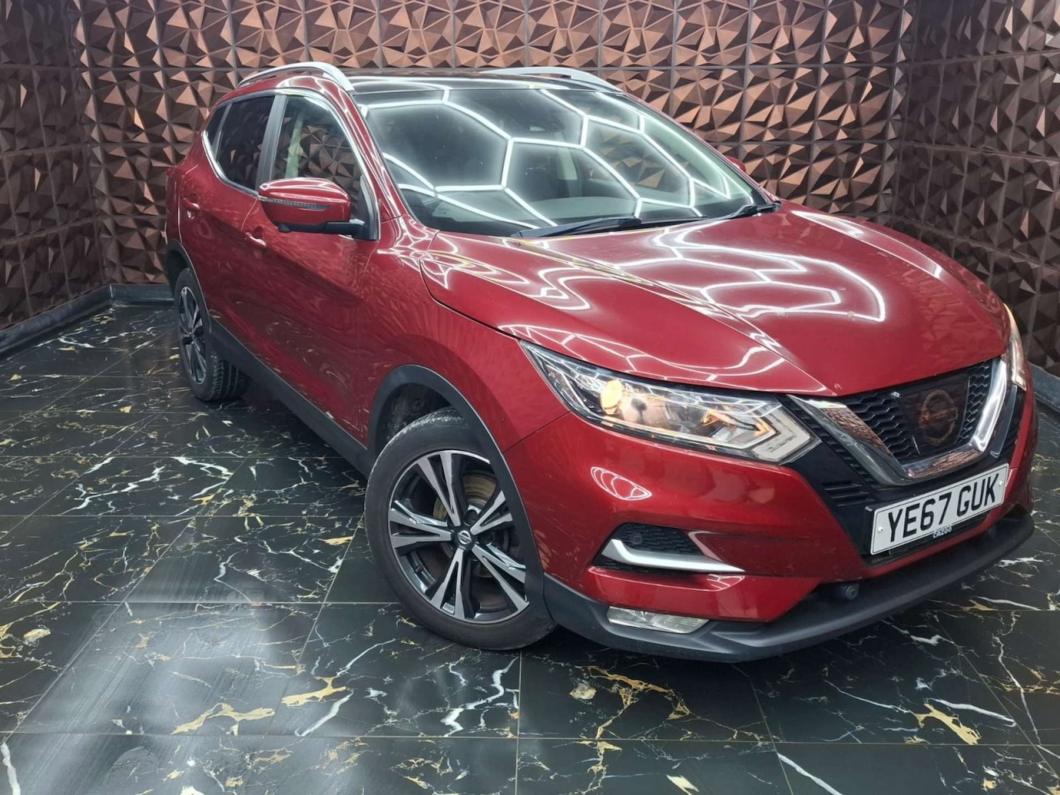 Used Nissan Qashqai 2017 for sale - 77151194: Photo 3