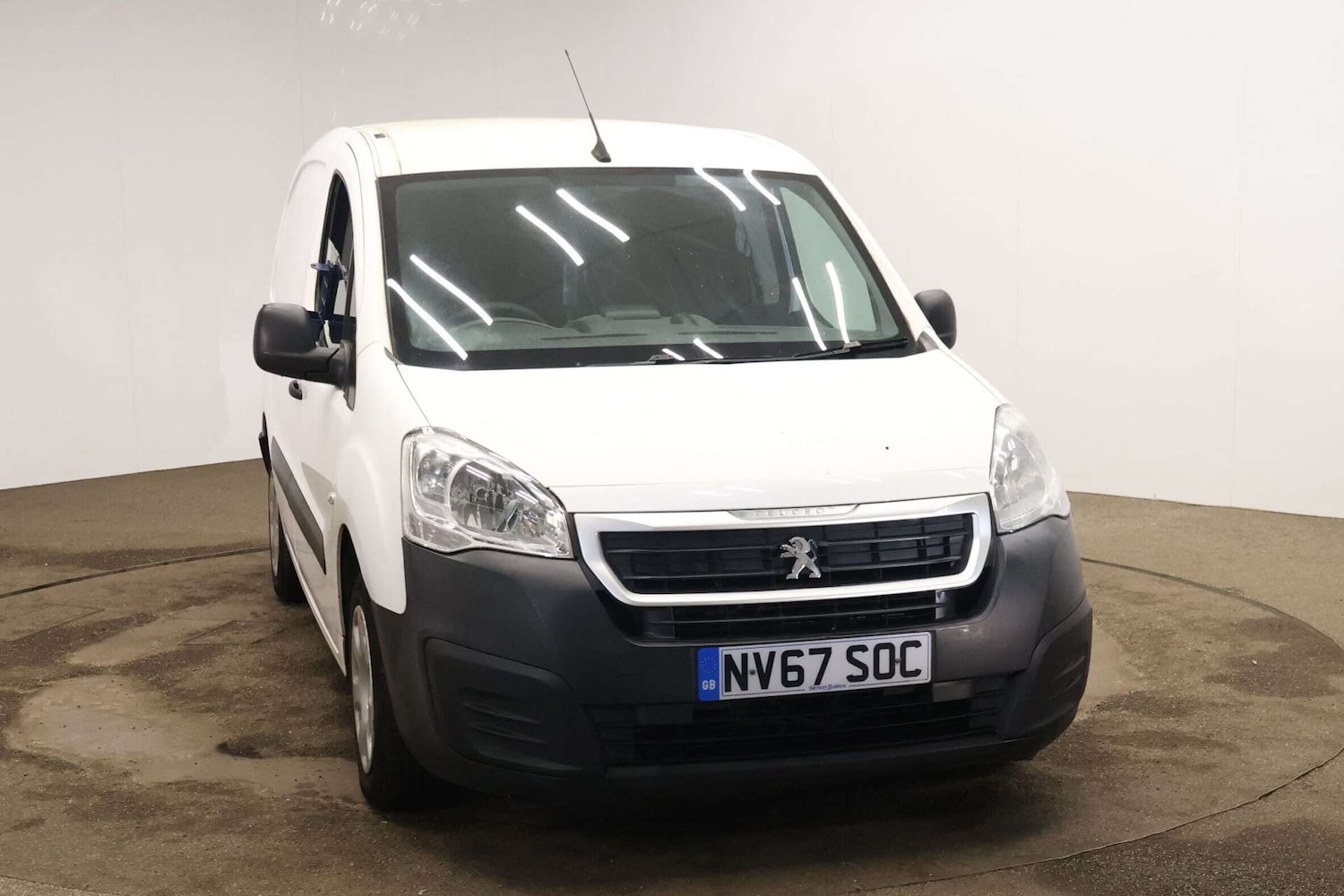 Used Peugeot Partner 2018 for sale - 77359979: Photo 2