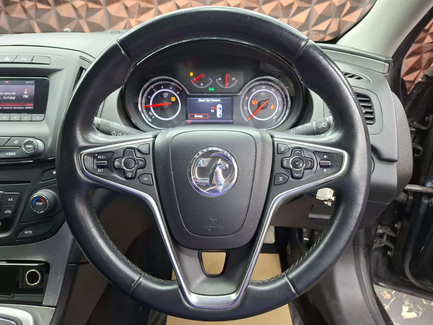 Used Vauxhall Insignia 2013 for sale - 77151276: Photo 25