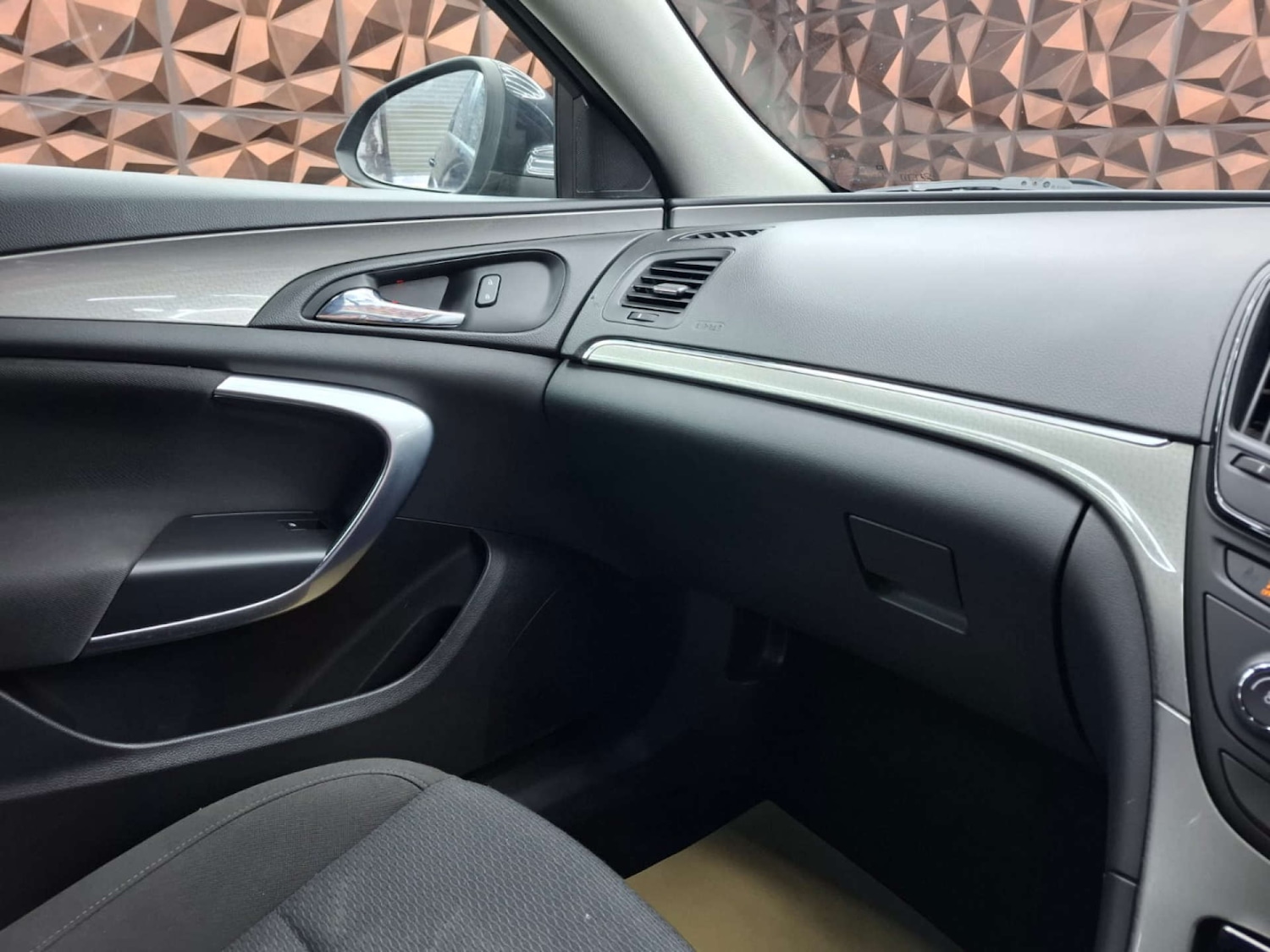 Used Vauxhall Insignia 2013 for sale - 77151276: Photo 32