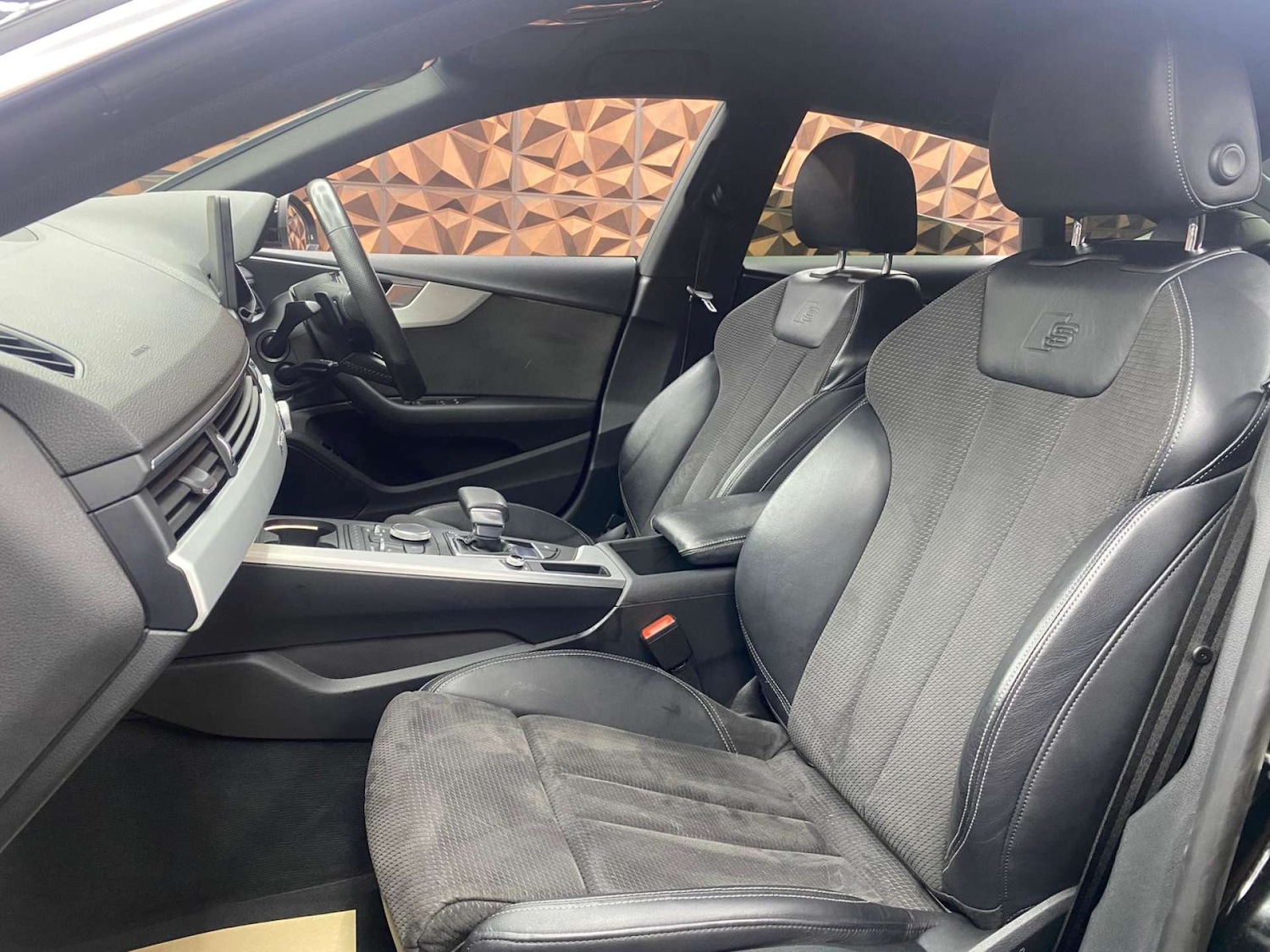 Used Audi A5 2017 for sale - 77762359: Photo 11