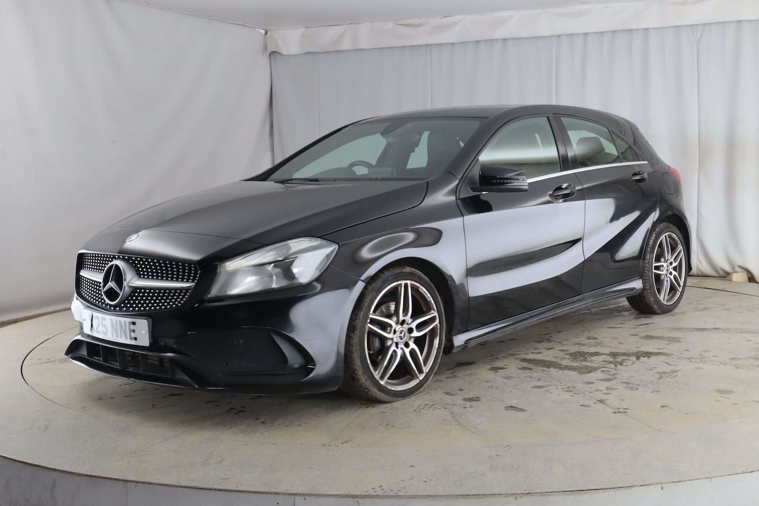Used Mercedes-Benz A-Class 2017 for sale - 77837291: Photo 3