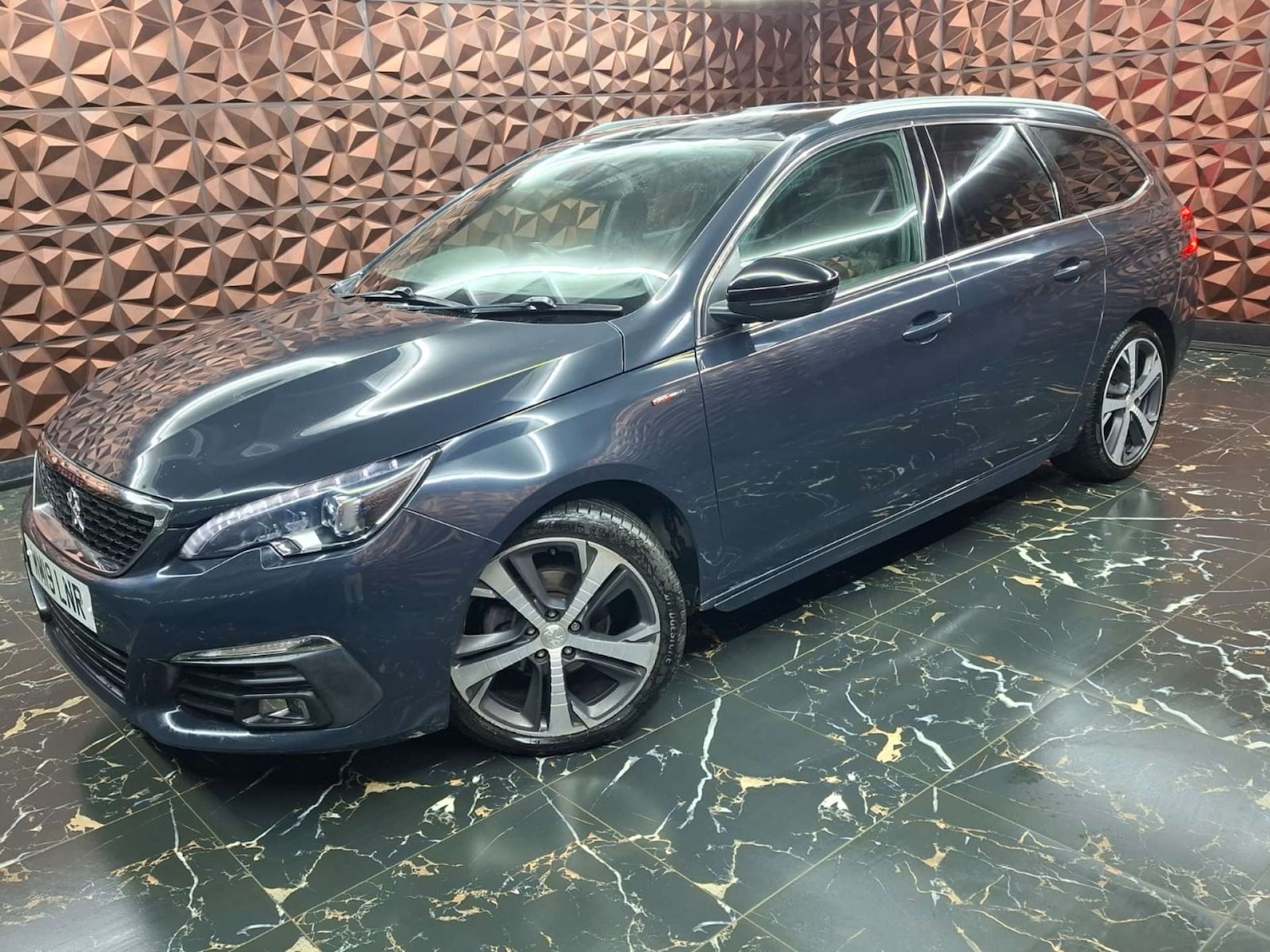 Used Peugeot 308 2019 for sale - 76921350: Photo 4