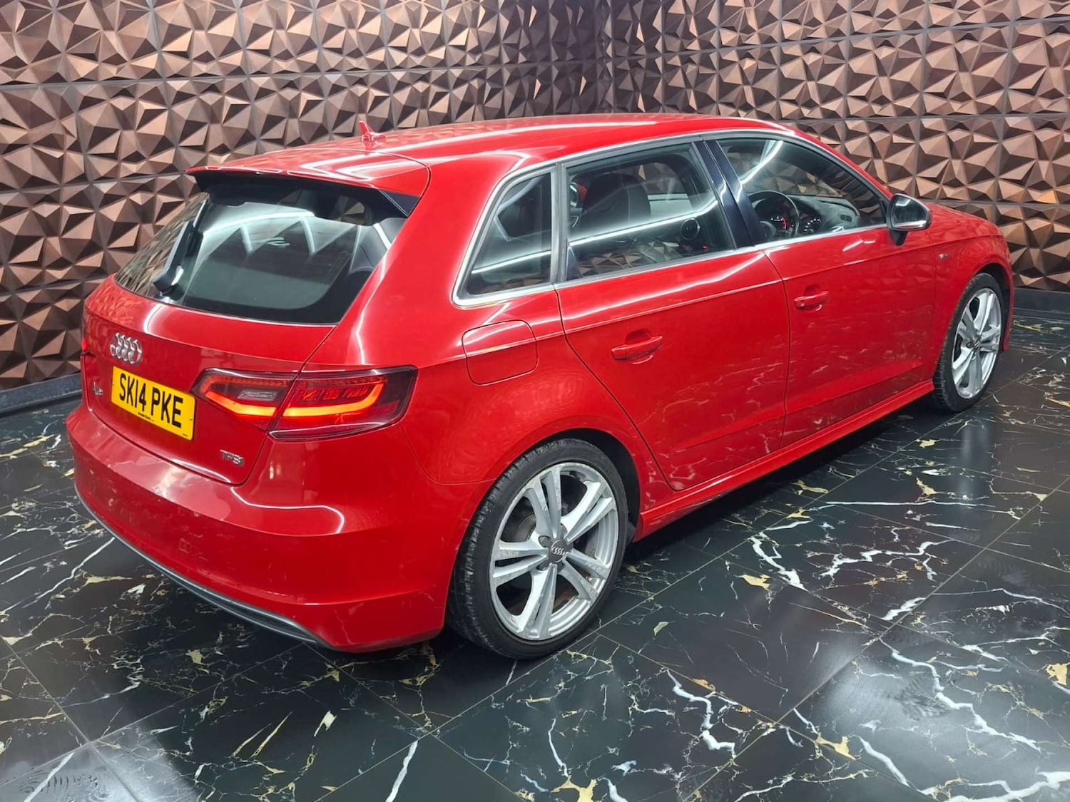 Used Audi A3 2014 for sale - 77151327: Photo 12