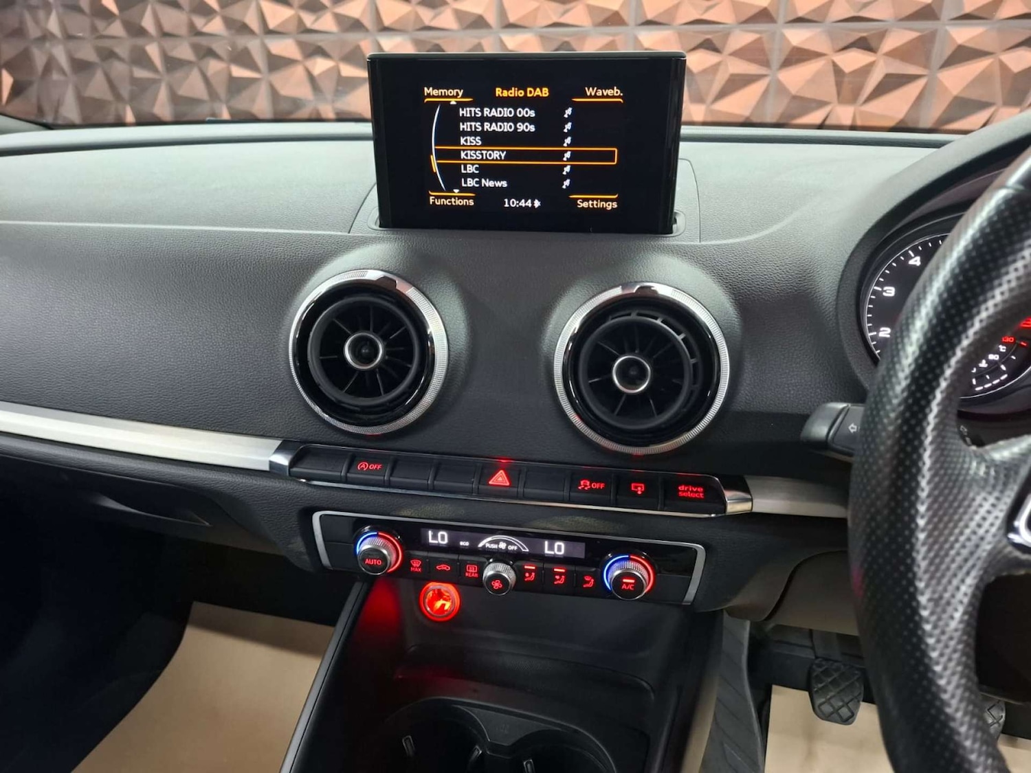 Used Audi A3 2014 for sale - 77151327: Photo 20