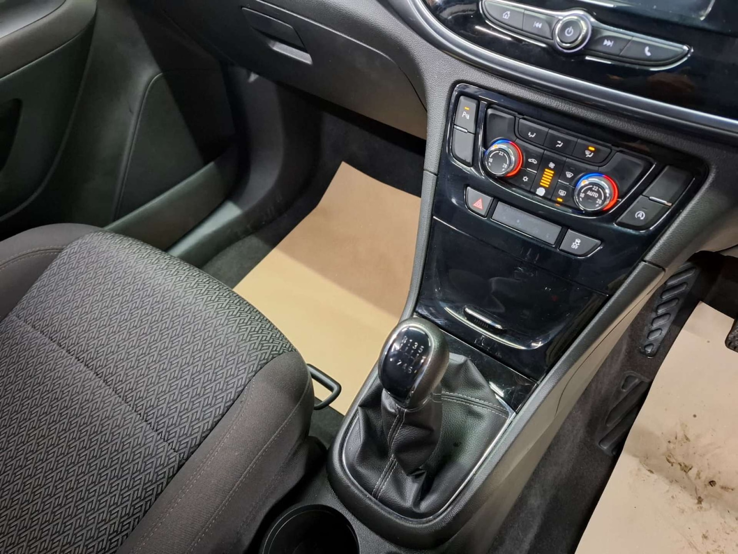 Used Vauxhall Mokka X 2017 for sale - 77151149: Photo 12