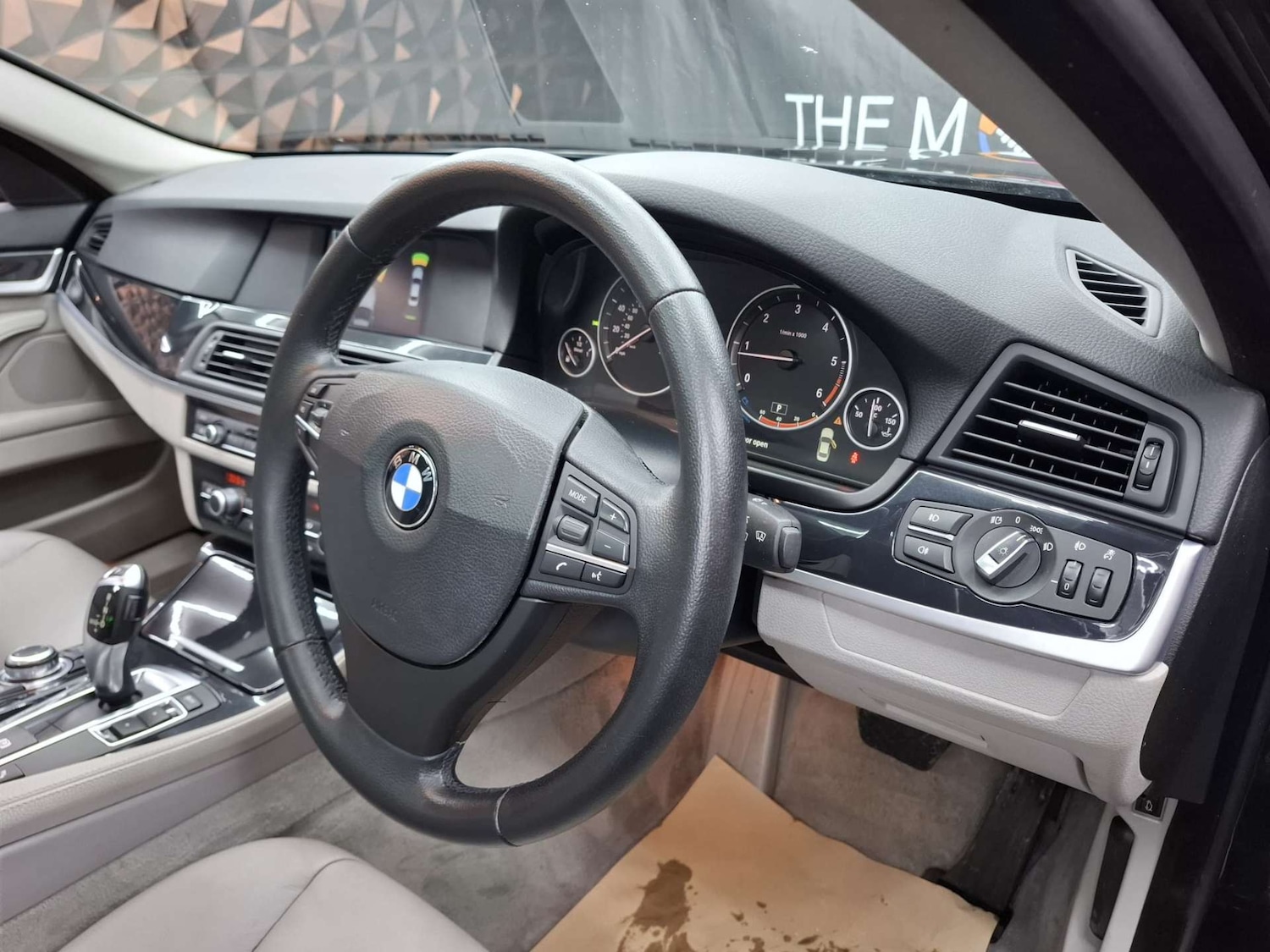 Used BMW 5 Series 2011 for sale - 77151136: Photo 23