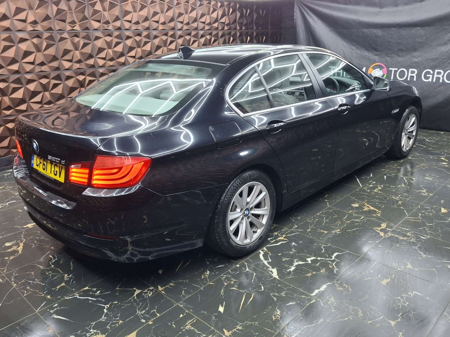 Used BMW 5 Series 2011 for sale - 77151136: Photo 28