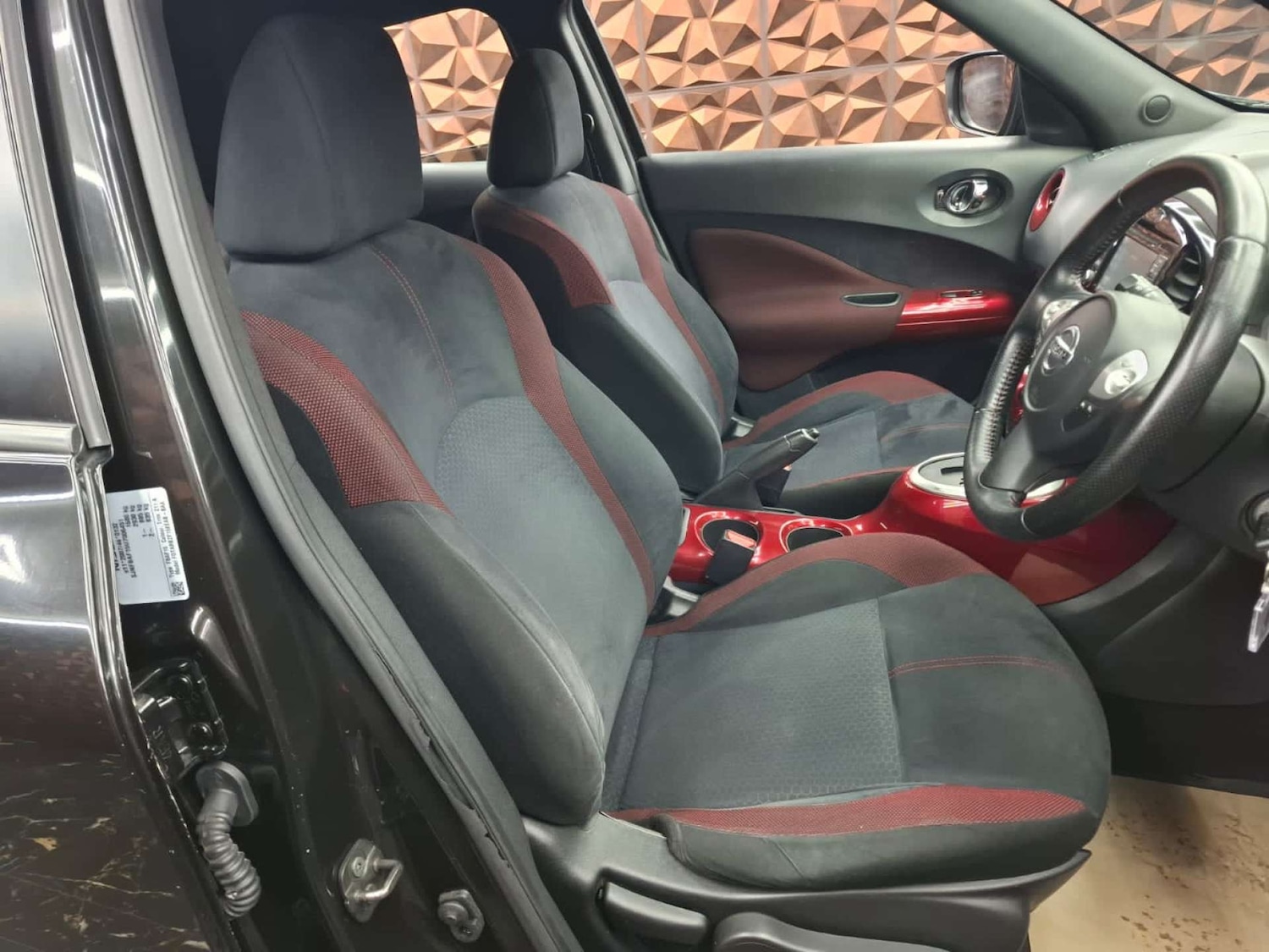 Used Nissan Juke 2014 for sale - 77262811: Photo 7