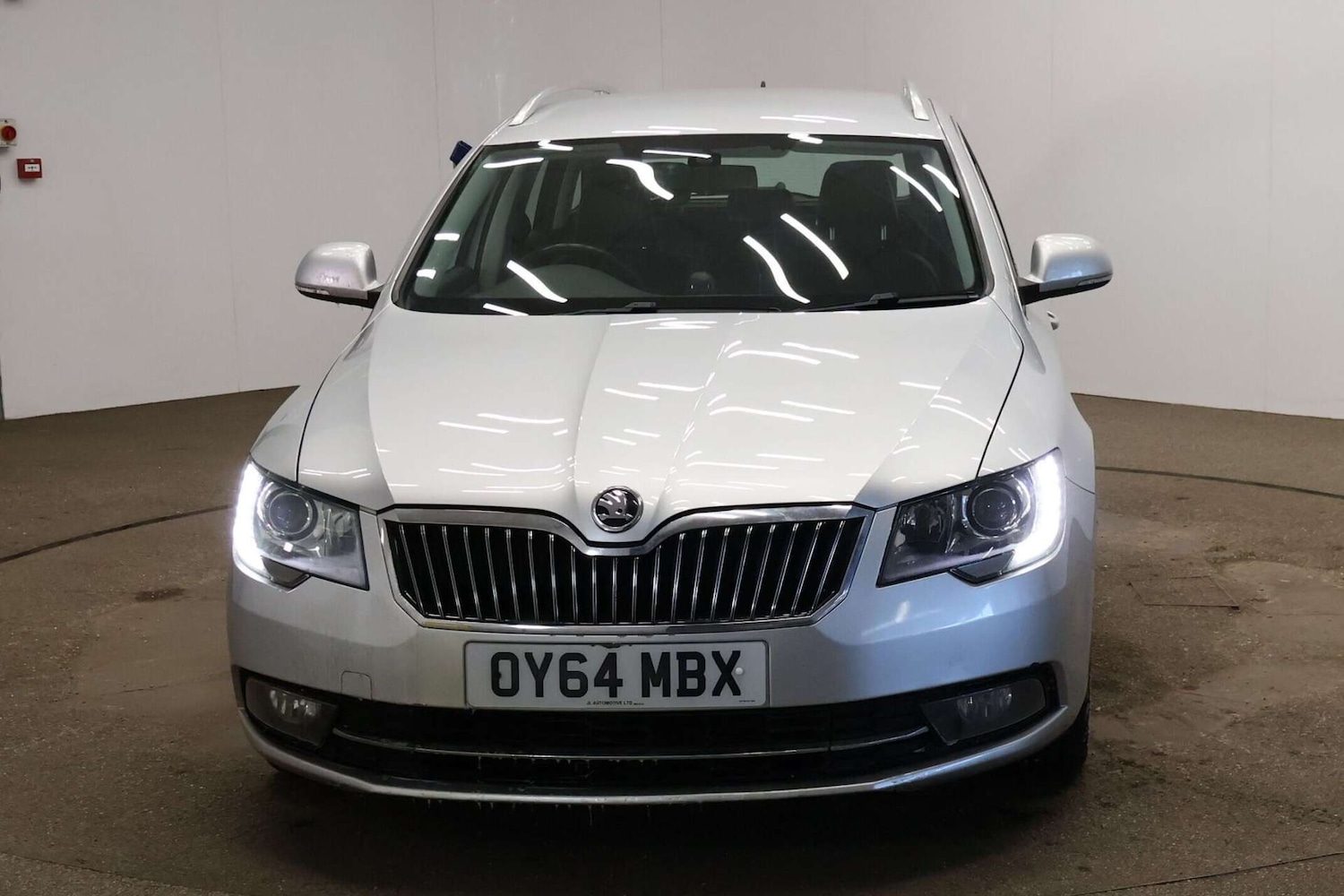 Used Skoda Superb 2014 for sale - 77151222: Photo 3