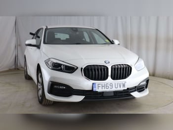 Used BMW 1 Series 2020 for sale - 77809770: Photo