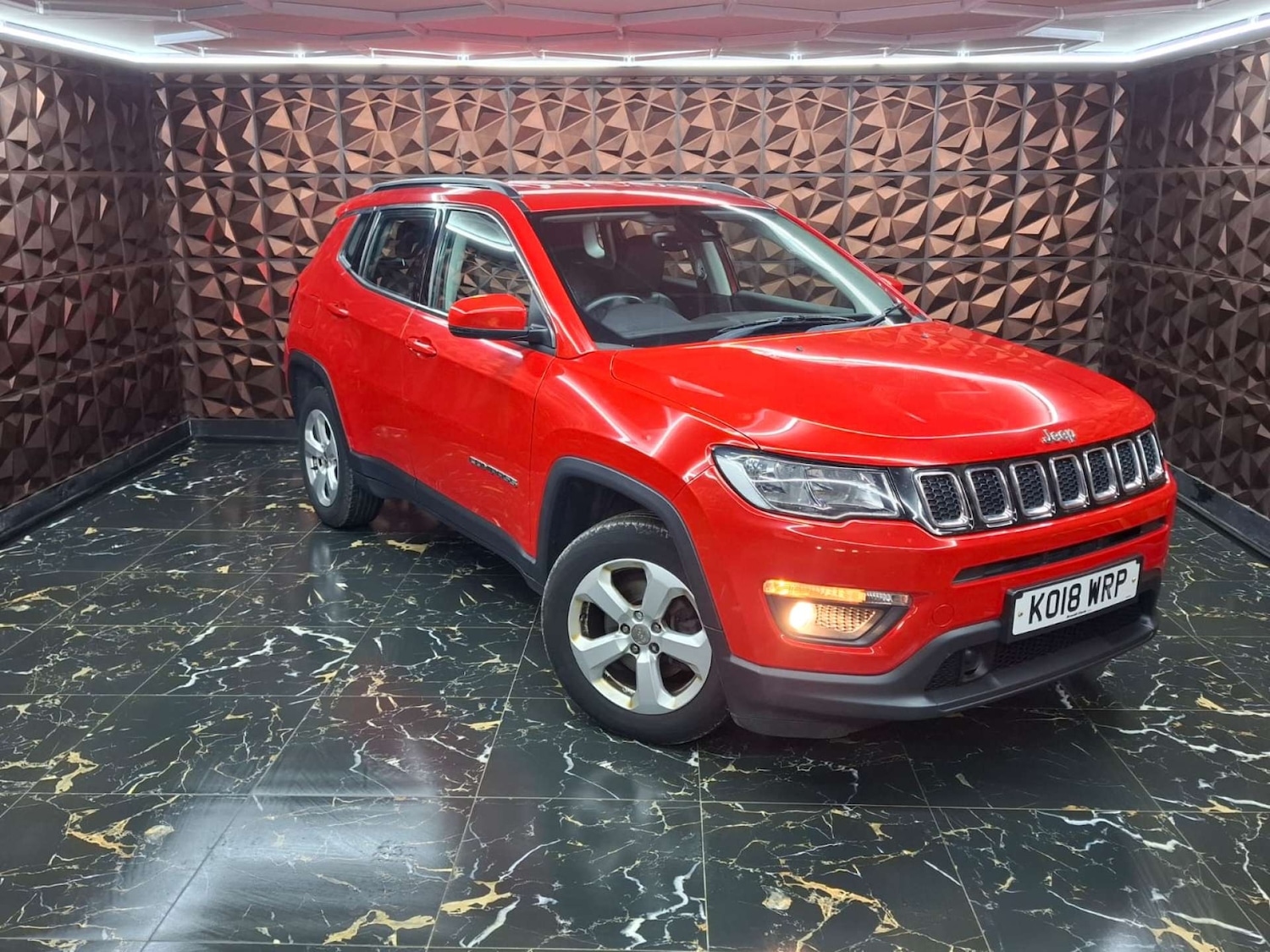 Used Jeep Compass 2018 for sale - 77151185: Photo 2