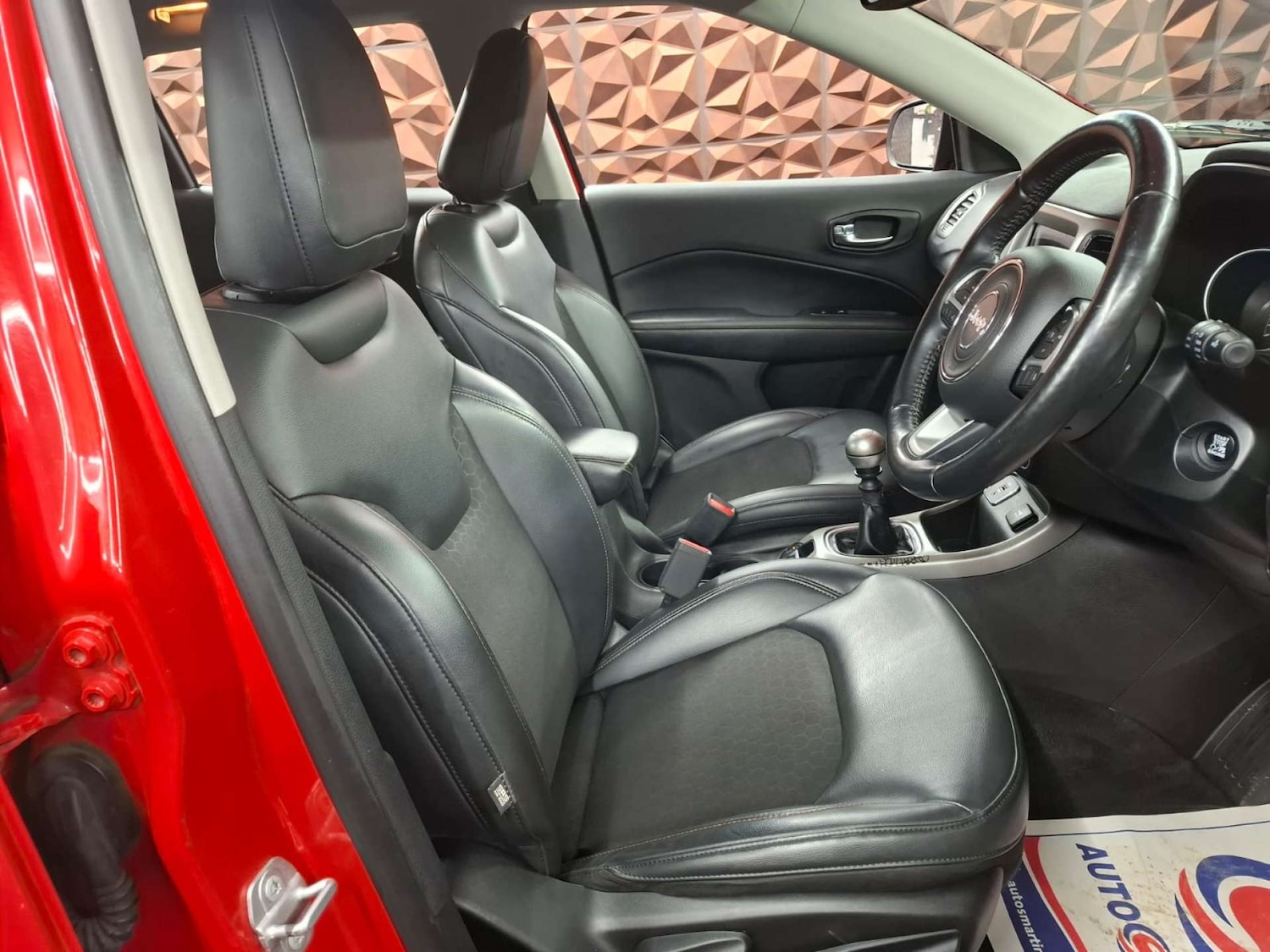 Used Jeep Compass 2018 for sale - 77151185: Photo 8