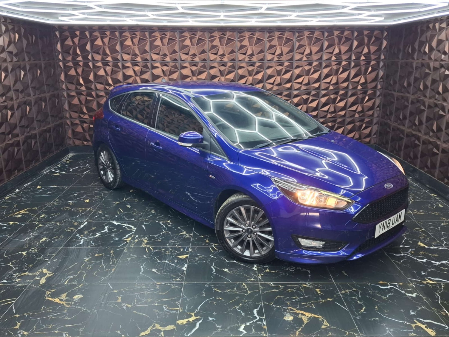 Used Ford Focus 2018 for sale - 76921425: Photo 1