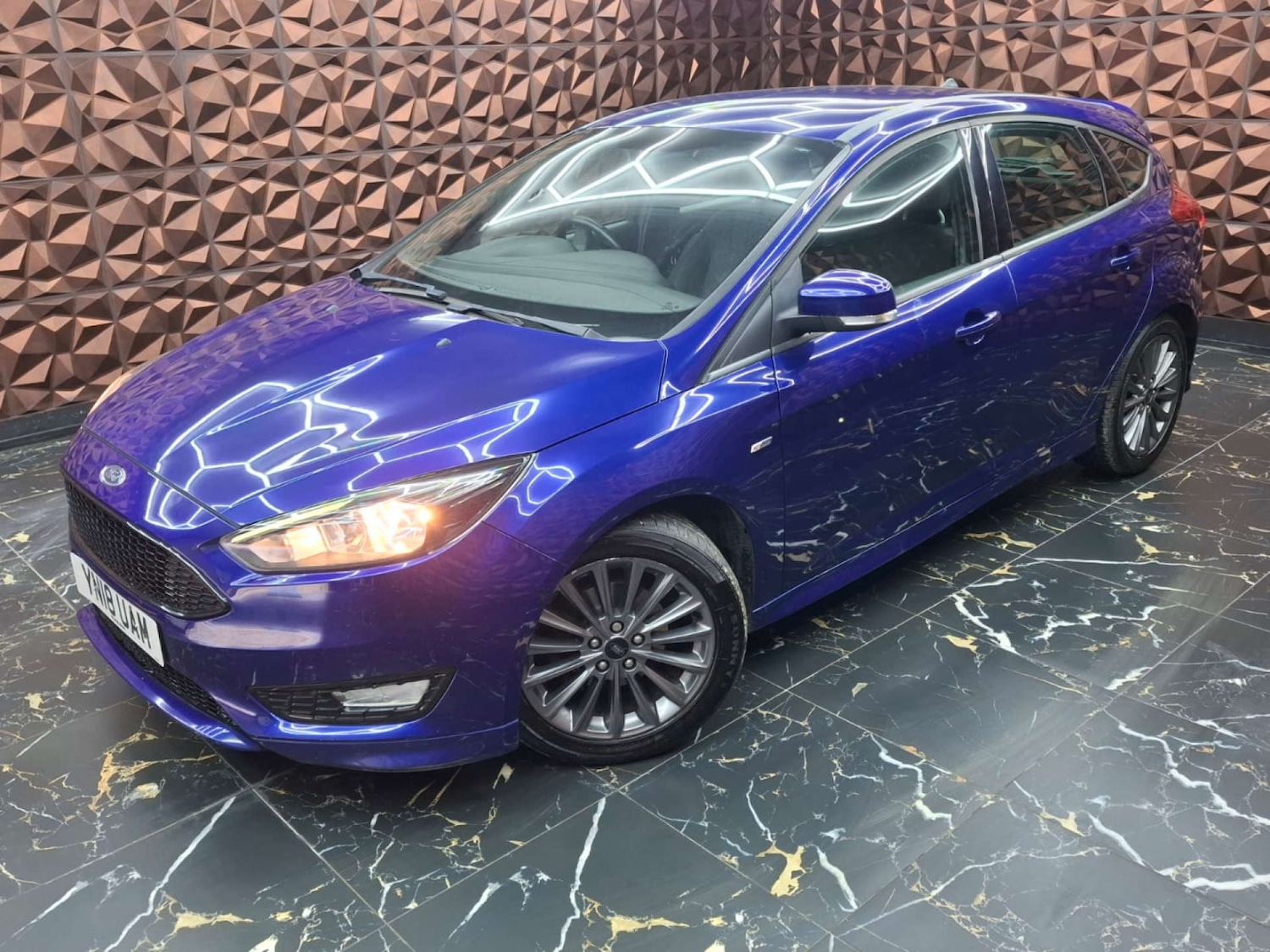 Used Ford Focus 2018 for sale - 76921425: Photo 8