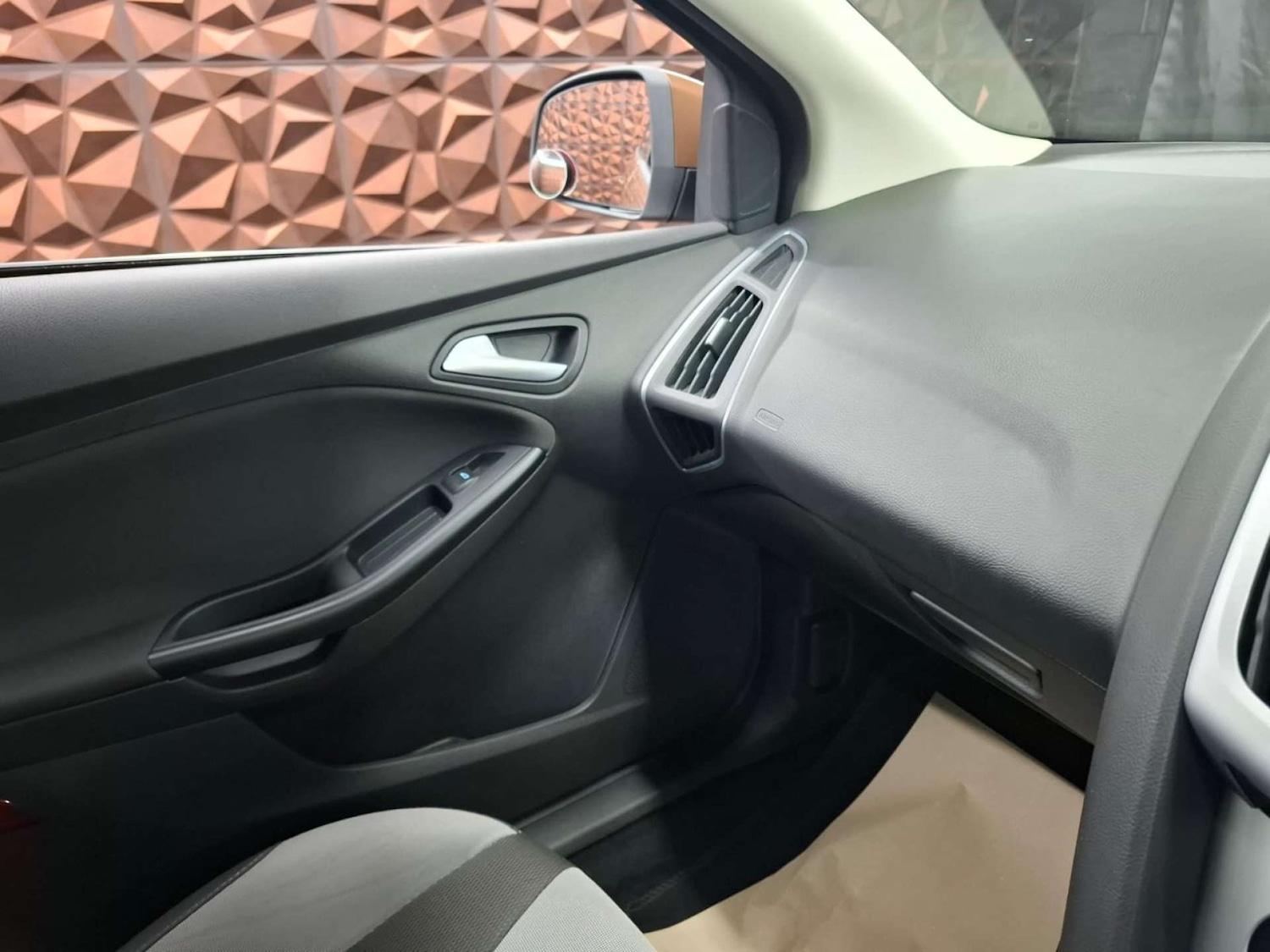 Used Ford Focus 2013 for sale - 77151178: Photo 11