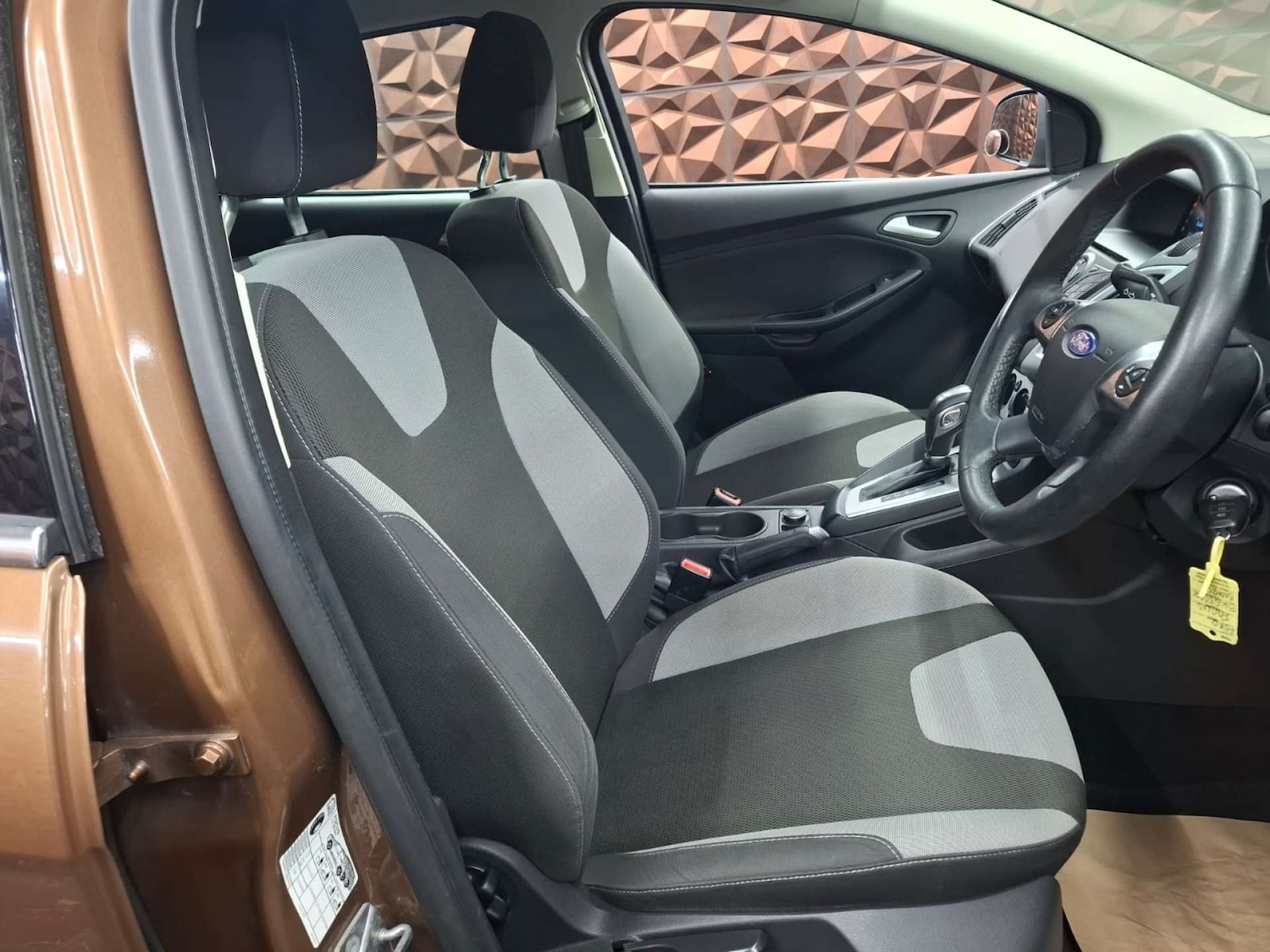 Used Ford Focus 2013 for sale - 77151178: Photo 7