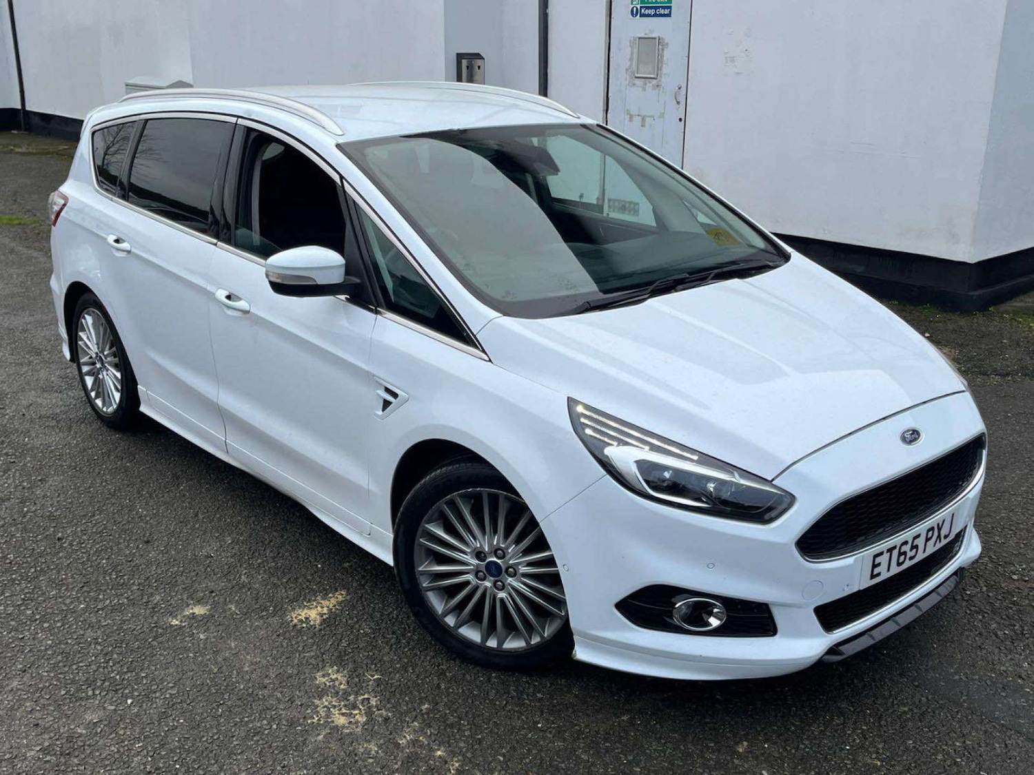 Used Ford S-Max 2016 for sale - 77735105: Photo 2