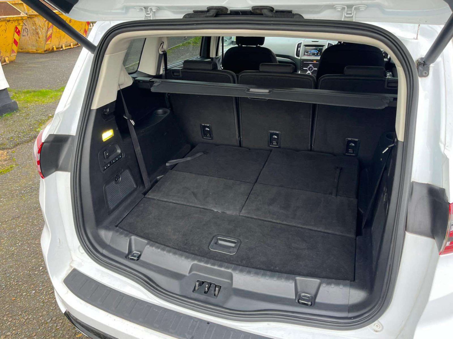 Used Ford S-Max 2016 for sale - 77735105: Photo 32