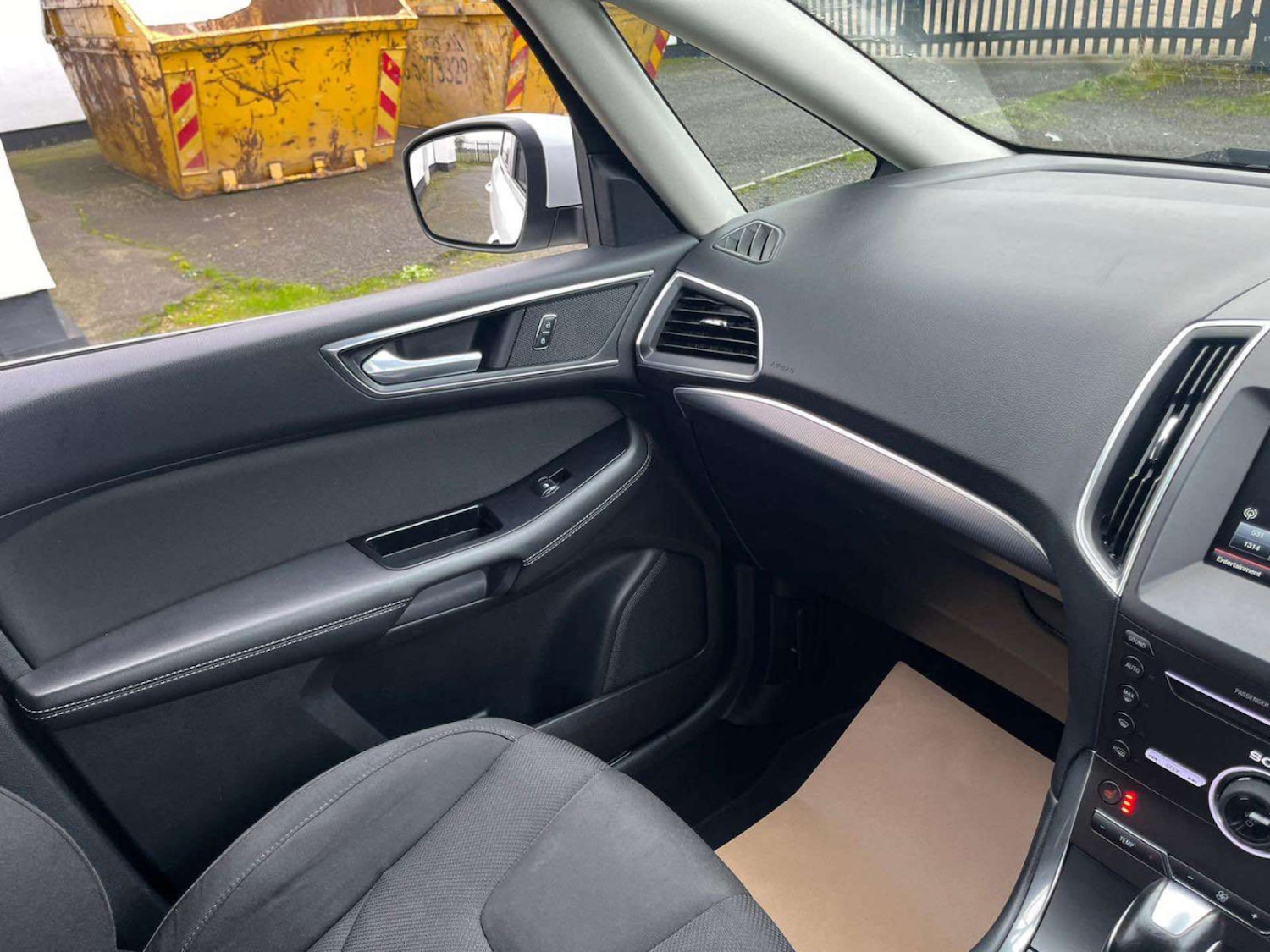 Used Ford S-Max 2016 for sale - 77735105: Photo 9