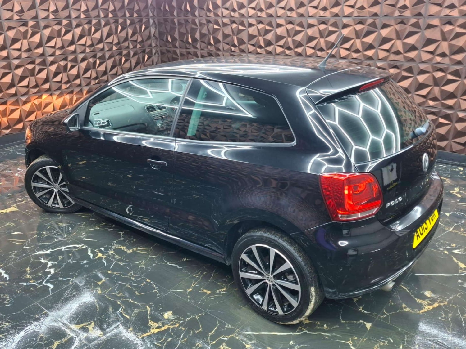 Used Volkswagen Polo 2013 for sale - 77151321: Photo 10