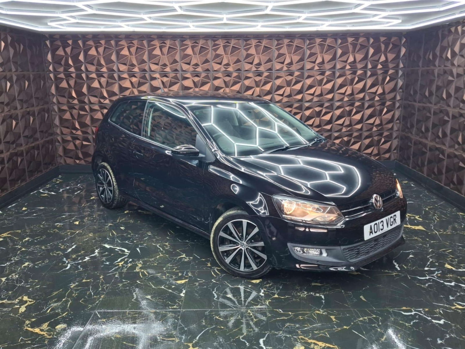Used Volkswagen Polo 2013 for sale - 77151321: Photo 14
