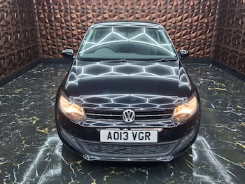 Used Volkswagen Polo 2013 for sale - 77151321: Photo
