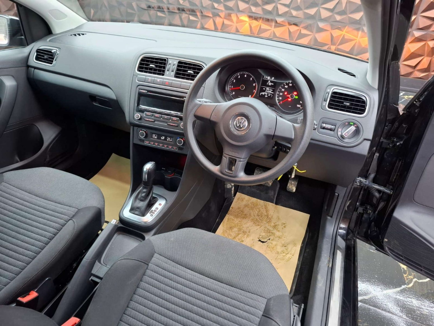 Used Volkswagen Polo 2013 for sale - 77151321: Photo 41