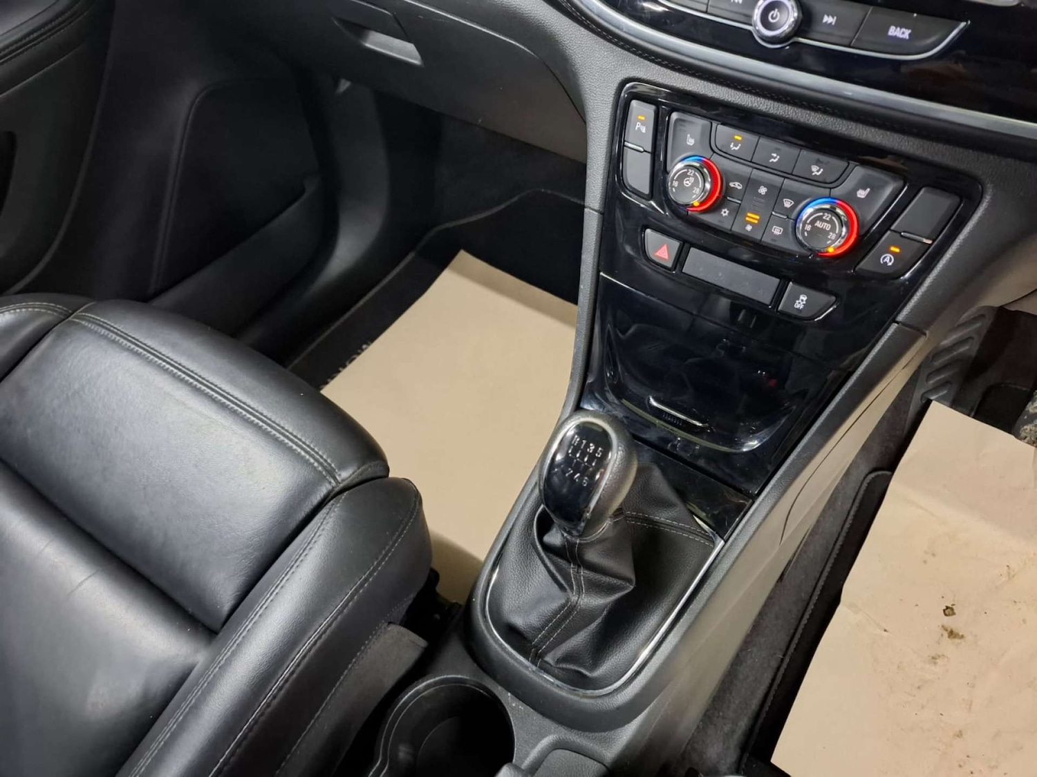 Used Vauxhall Mokka X 2018 for sale - 76921303: Photo 10