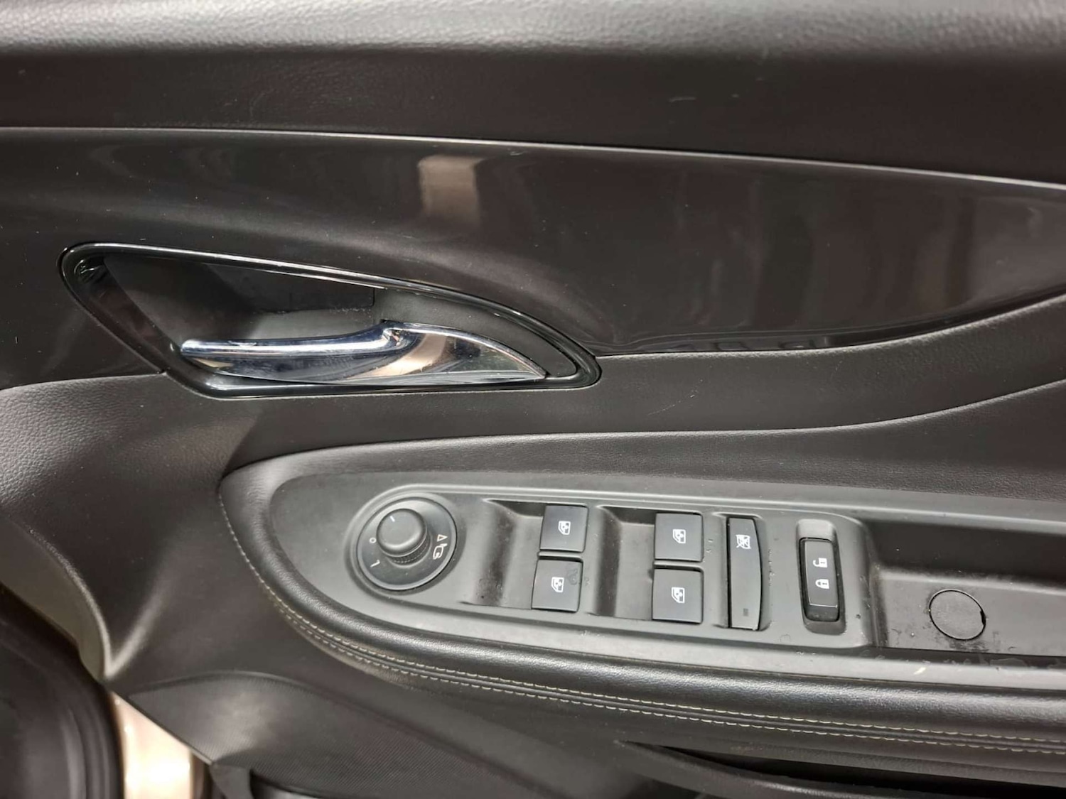 Used Vauxhall Mokka X 2018 for sale - 76921303: Photo 12